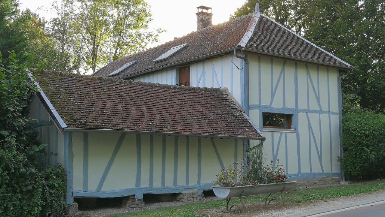 فندق Domaine Du Carouge Lirey المظهر الخارجي الصورة