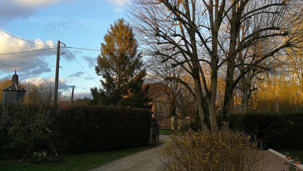 فندق Domaine Du Carouge Lirey المظهر الخارجي الصورة