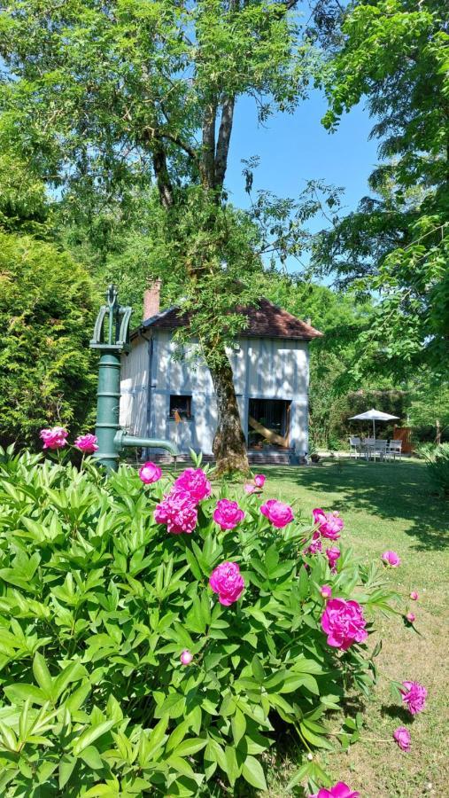 فندق Domaine Du Carouge Lirey المظهر الخارجي الصورة